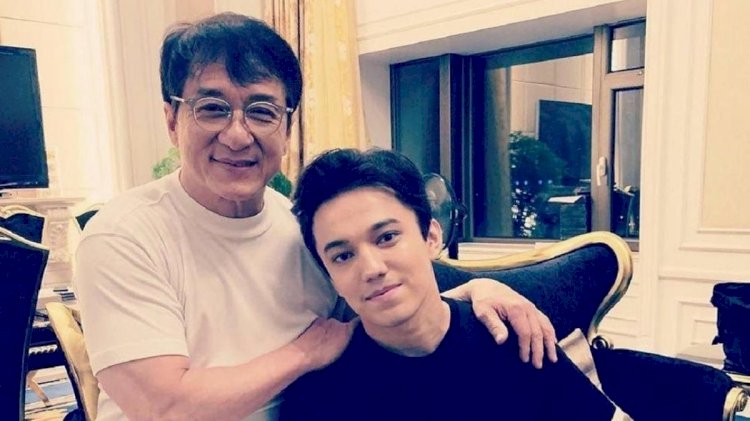 Мен үшін үлкен мәртебе - Димаш Джеки Чанға алғыс айтты