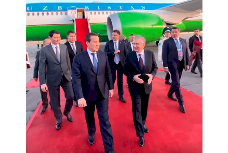 Шавкат Мирзиёев пен Садыр Жапаров елордаға келді