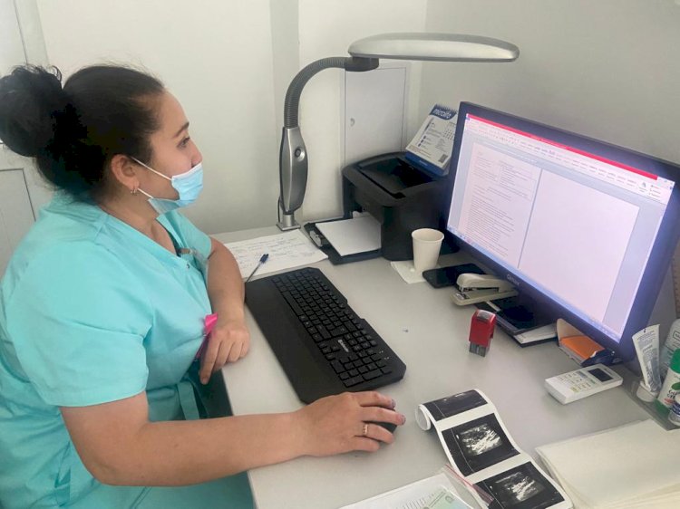 Алматыда 800-ден астам әйел сүт безі қатерлі ісігіне тегін тексеруден өтті