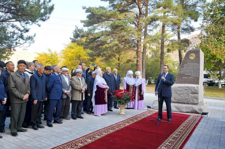 Қазақтың үш тарихи тұлғасына мемориалдық ескерткіш орнатылды