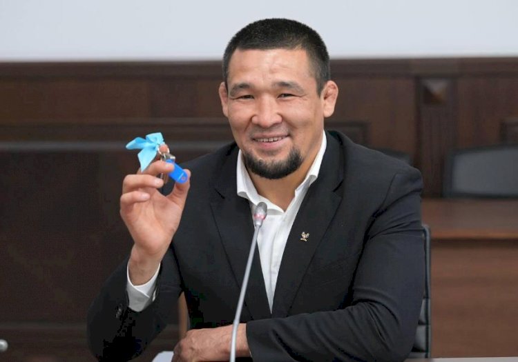 Павлодарда Лондон Олимпиадасының жүлдегеріне пәтер кілті табысталды