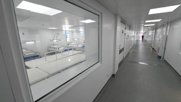 Астанада екі жұмысшы салынып жатқан тұрғын үйдің 14-қабатынан құлап кетті