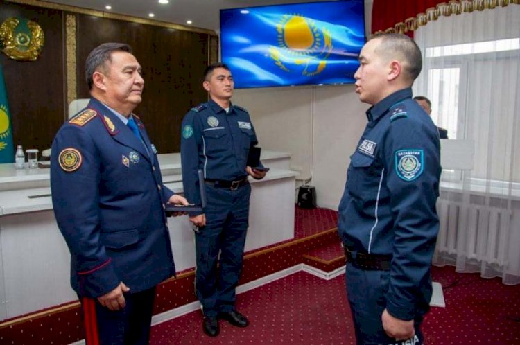 Бір жылда үш рет адамдарды құтқарып, ерлік жасаған патруль марапатталды