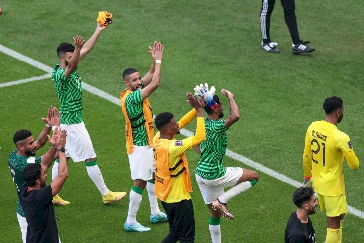 Футбол: Аргентинаны жеңу құрметіне Сауд Арабиясында сәрсенбі демалыс күні болып жарияланды