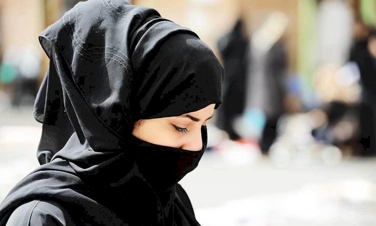 Хиджабқа қатысты заң қайта қаралады