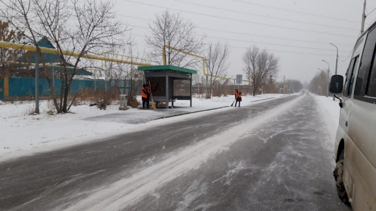 Алматыда 400-ден аса техника қар тазалауға жұмылдырылған