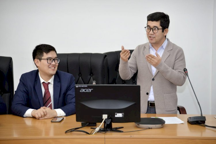 Абай атындағы ҚазҰПУ-да педагогикалық сынып оқушыларымен кездесу өтті