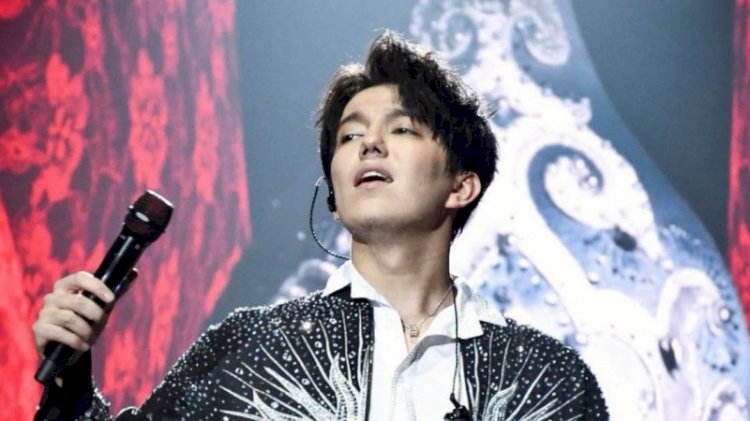 Димаш Құдайберген «Болашақ» стипендиясына ие болды