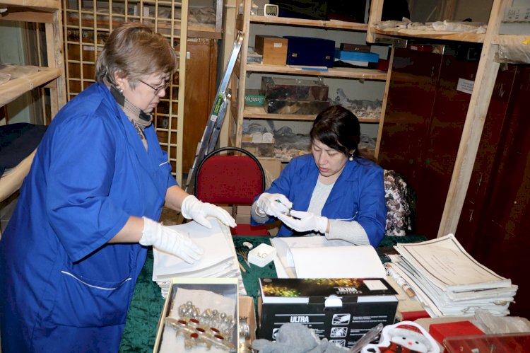 Орталық музей қоры құнды заттармен толығуда