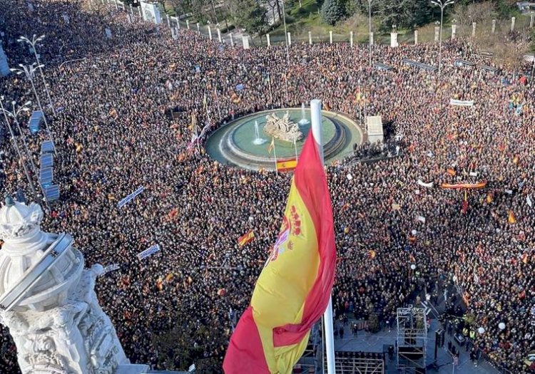 Мадридте 30 мың адам ереуілге шықты