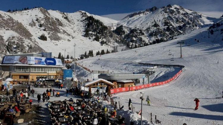 Шымбұлақта серуендеп жүрген жас жігіт абайсызда сайға құлап кетті