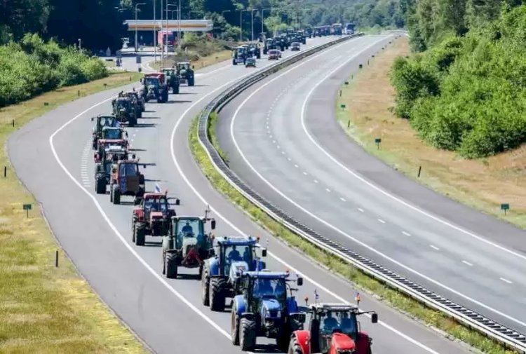 Шаруалар шеруге трактормен шықты