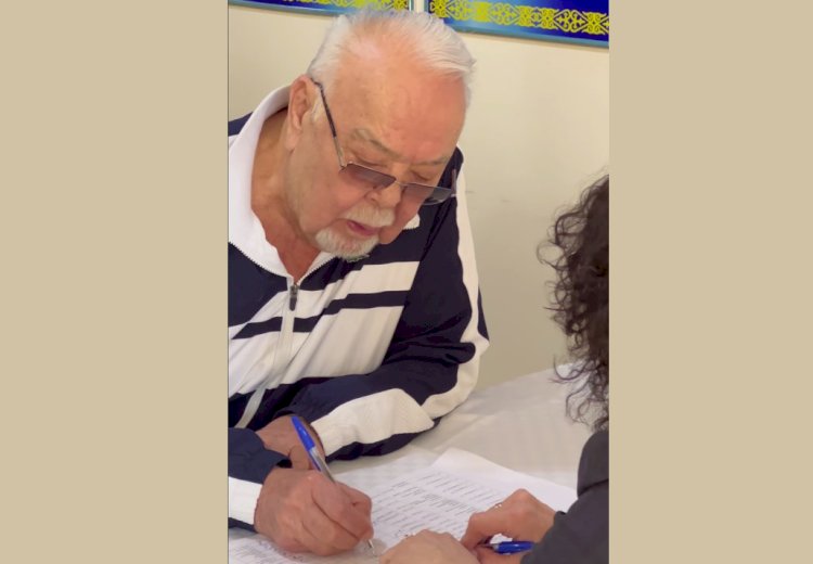 Асанәлі Әшімов Алматыда дауыс берді