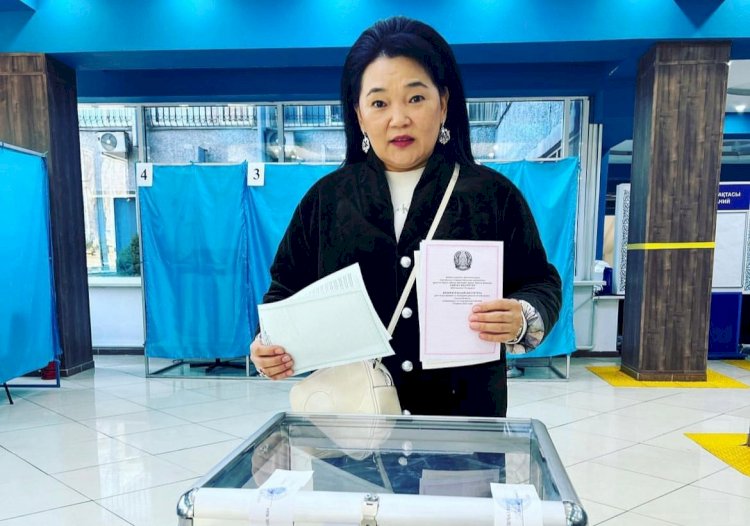 Айжанова Алматыда дауыс берді