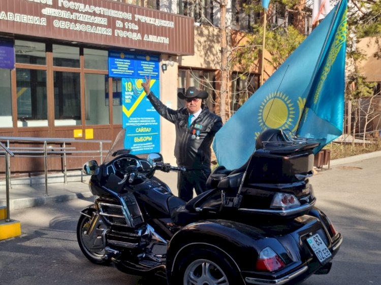 Дмитрий Петрухин:  Әркім өз жолын өзі таңдайды