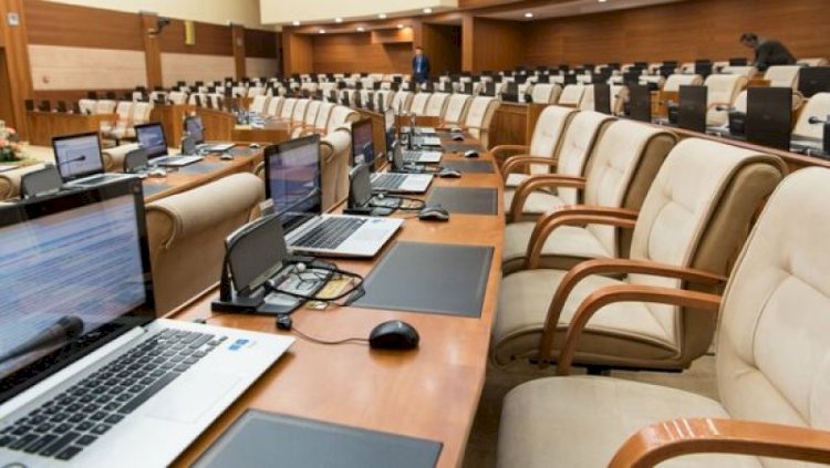 Мәжіліске кімдер барды?