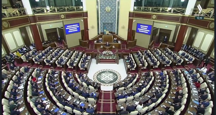 "Қазақстанның халық әртісі" атағы қалпына келтірілді