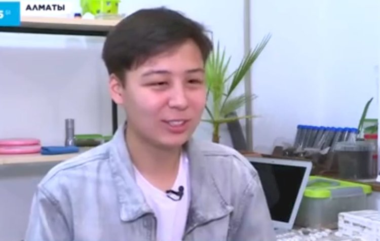 Алматыда ерекше хоббиін қосымша табысқа айналдырған жас кәсіпкер бар