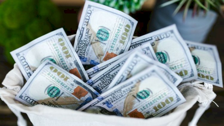 Бүгін түскі саудада доллар бағасы қымбаттады