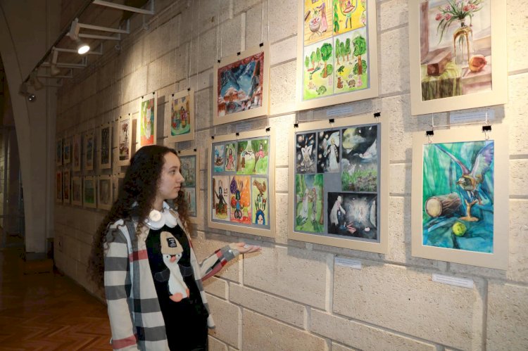 Алматыда балалар сурет көрмесі ашылды