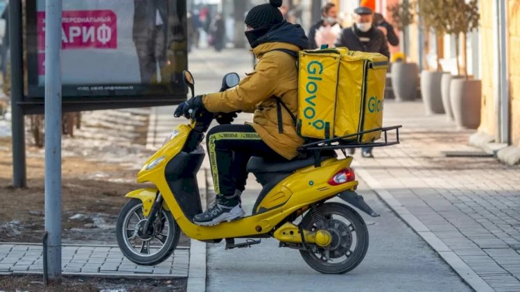 Алматыда жол ережесін бұзатын мопед жүргізушілері көп