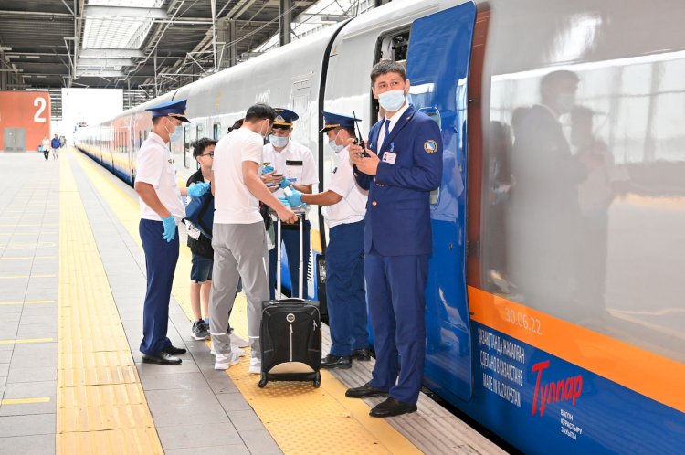 Алакөлге қатынайтын пойыздарда жолаушылар орны артады