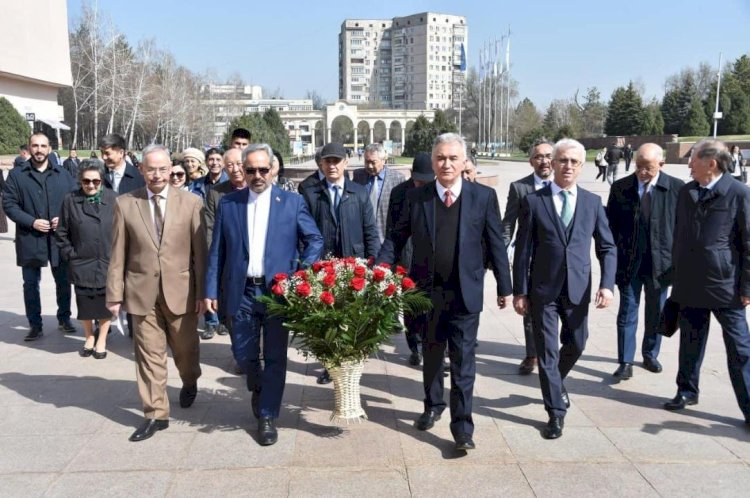 Алматыда ⅠⅠ Халықаралық Фараби форумы басталды