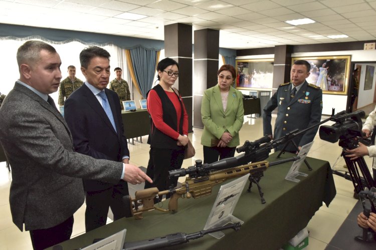 Сенаторлар Ұлттық ұланда болды