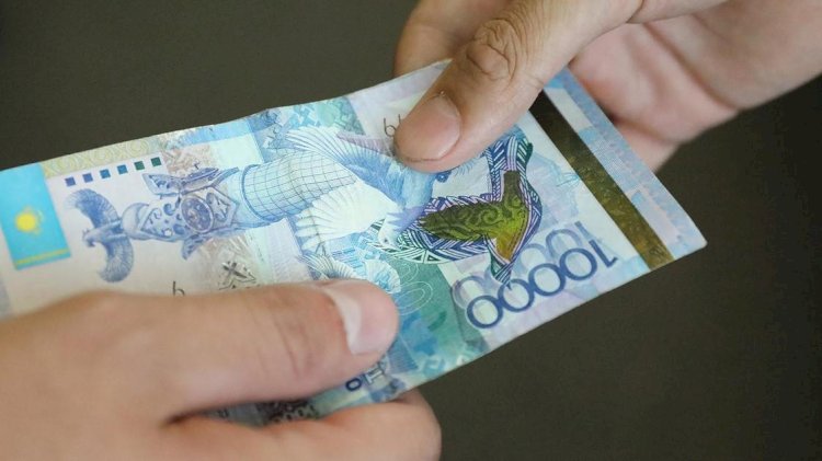 Алматыда 10 000 теңгелік жалған банкноттар айналымда жүр