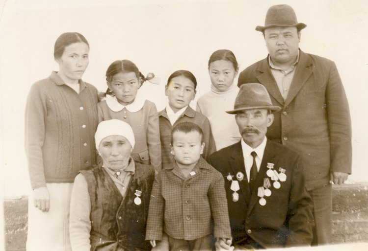 Еңбек пен ерлікті тең ұстаған