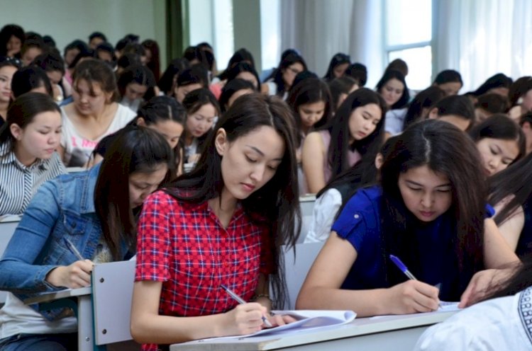 Жаңа оқу жылында колледждерде жаңа үлгілік оқу бағдарламасы енгізіледі