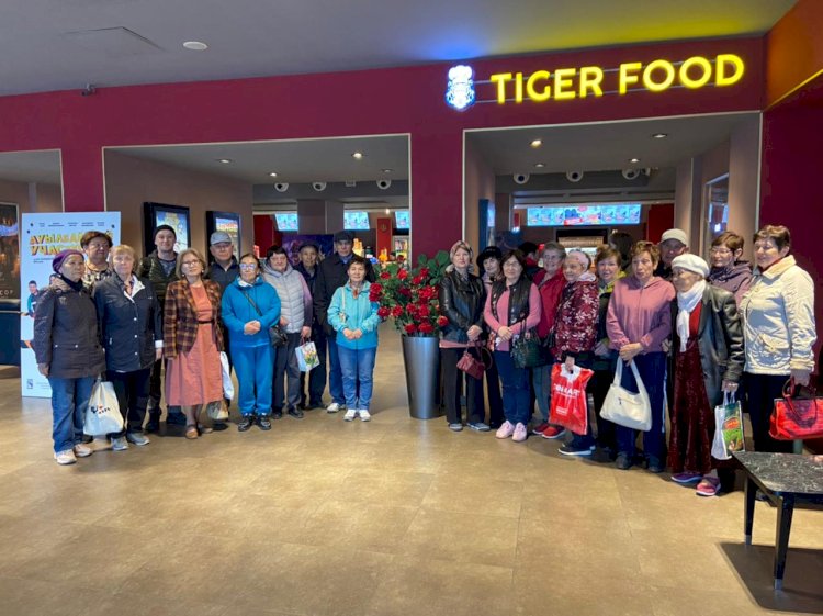 Қариялар кинокомедияда