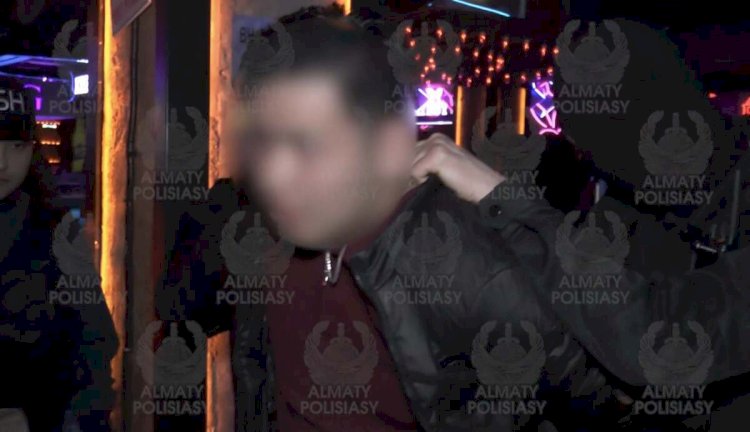 Алматыдағы түнгі клубтардың бірінде танымал блогер есірткімен ұсталды