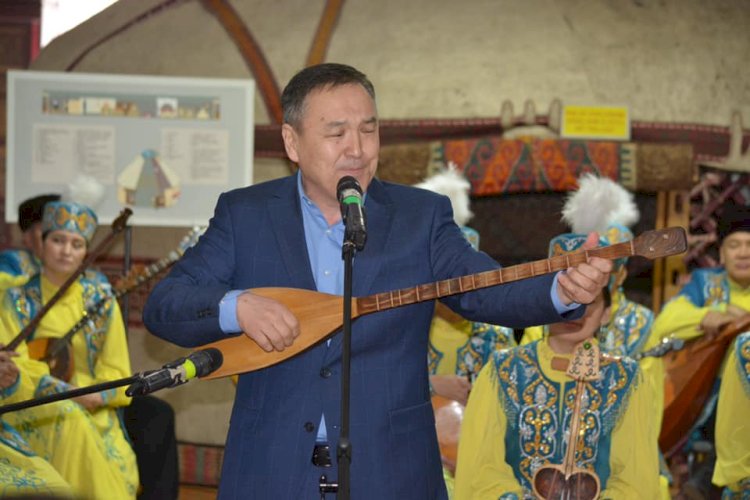 Алматыда домбыра жасау шеберлеріне арналған кеш өтті