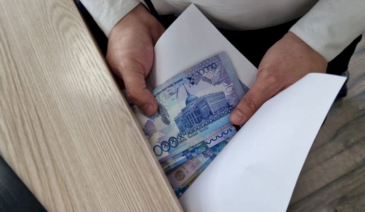 Білім саласындағы жемқорлық қай өңірлерде өршіп тұр?