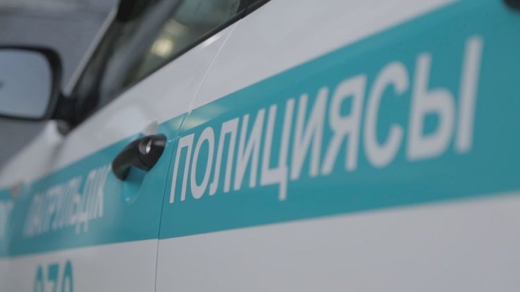 Алматыда артқа қарай жүрген нөмірсіз көліктің иелеріне айыппұл салынды