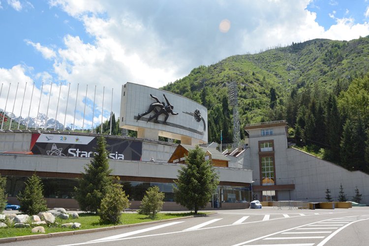 Медеуден бастау алған даңғыл