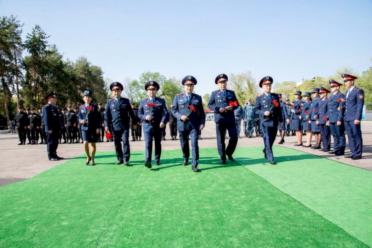 Алматы академиясында Ақ қайыңдар аллеясы ашылды