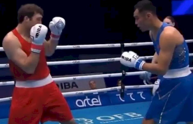 Бокстан ӘЧ: Қытай құрамындағы қазақ жігіті әлемнің вице-чемпионын ұтты (Видео)