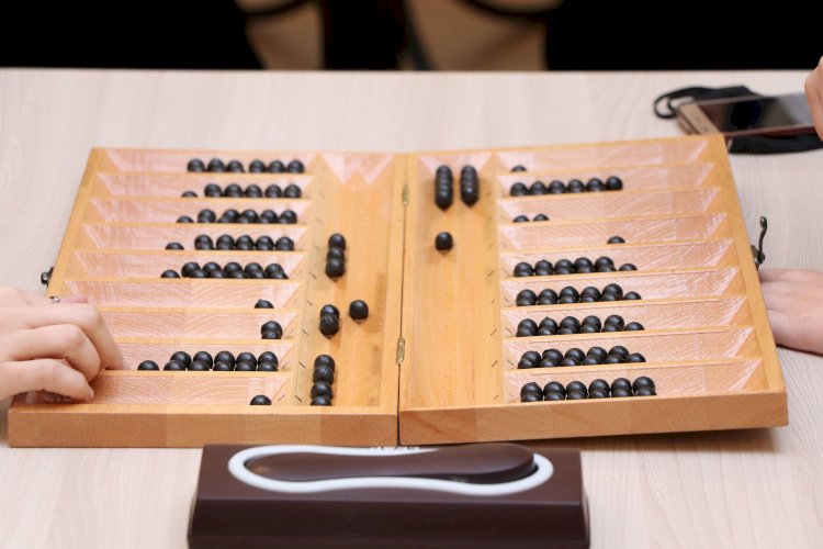 Тоғызқұмалақ - еліміздегі ең танымал ұлттық спорт түрі