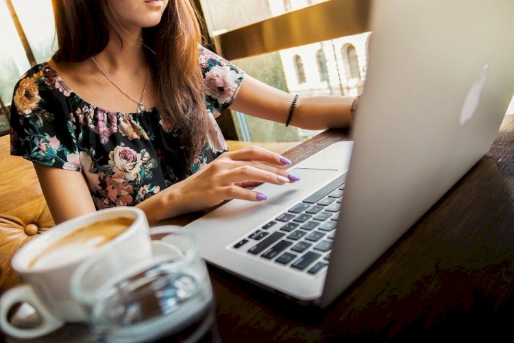 Елімізде блогерлерге салық төлеу міндеттелмек