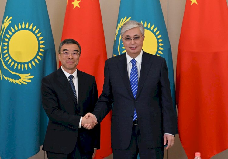 Президент Huawei Technologies компаниясының басқарма төрағасын қабылдады