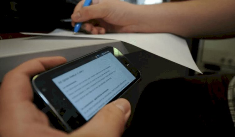 Түркістан облысында тест жауаптарын телефон арқылы таратқан мұғалімдер жауапқа тартылды