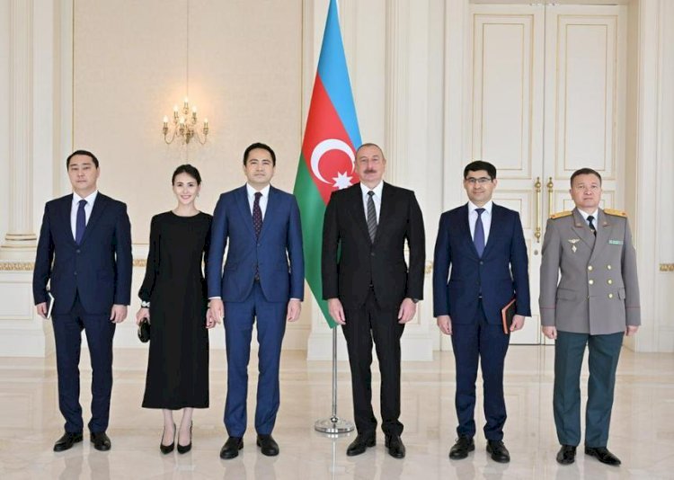 Қазақстан Елшісі Әзірбайжан Президентіне сенім грамоталарын тапсырды