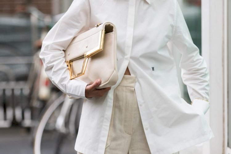 Ақ және сары түсті киімдер ыстықтан қорғайды