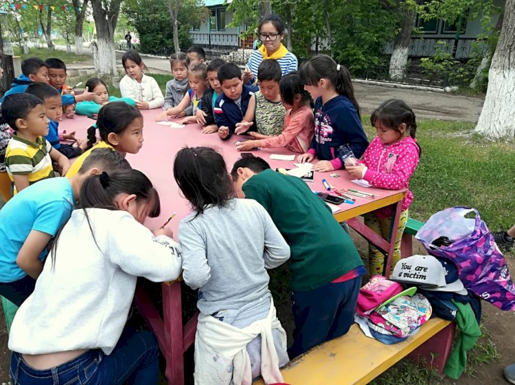 Балаларға арналған жазғы демалыс:  ең жиі қойылатын сұрақтардың жауабы