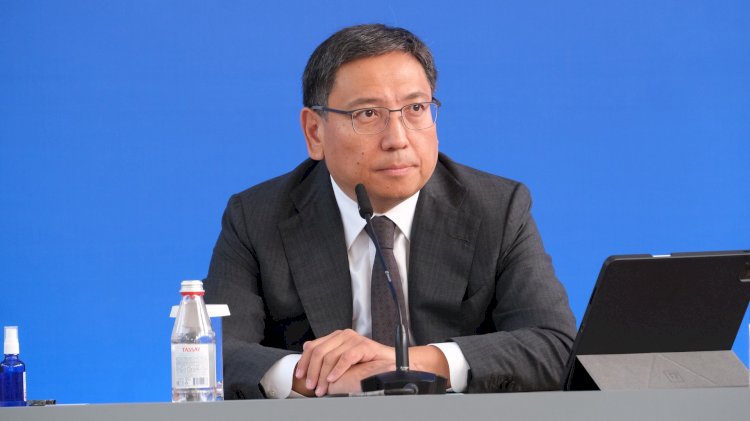 Ескі қағидаттар бізге сәйкес келмейді: Ерболат Досаев  Family ТК заңсыз құрылыстары туралы