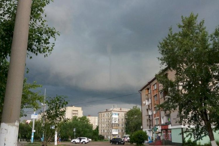 Петропавлда болған дауыл қала жұртын әуреге салды