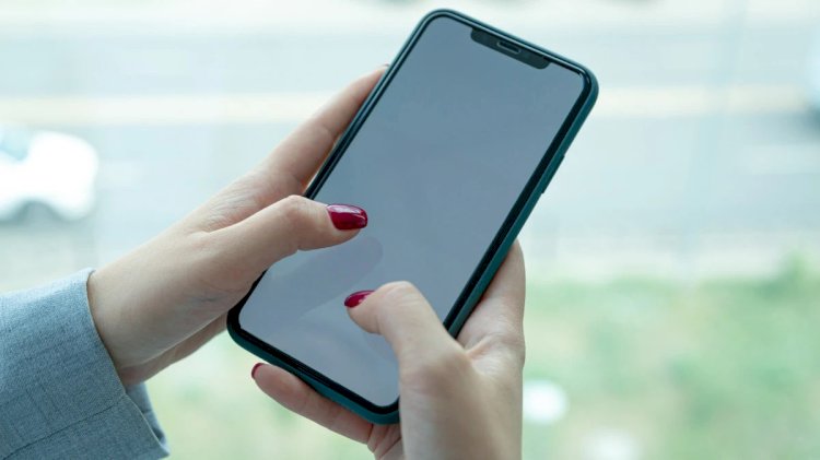 ҰБТ-ға телефонмен кірген 146 талапкер тест тапсыру мүмкіндігінен айырылды