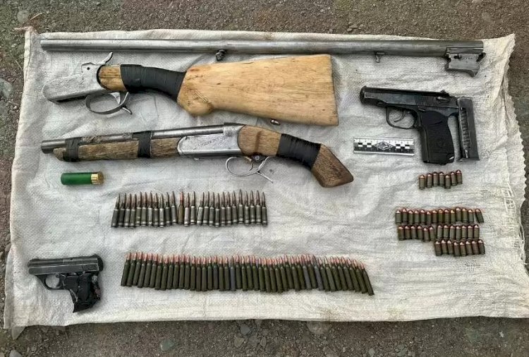 Жетісу облысында қару-жарақ  сақталған орын табылды